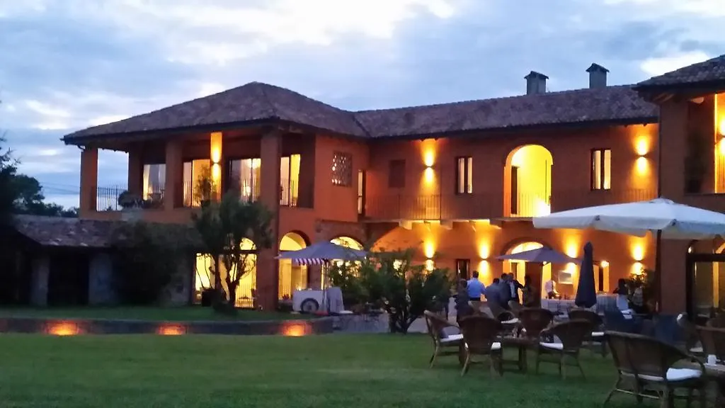 Hotel Equirelais à Lomnago